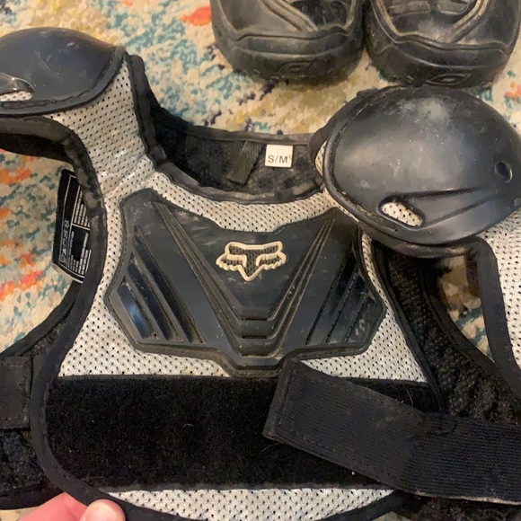 Boys size 3 riding boots - Picture 4 of 9